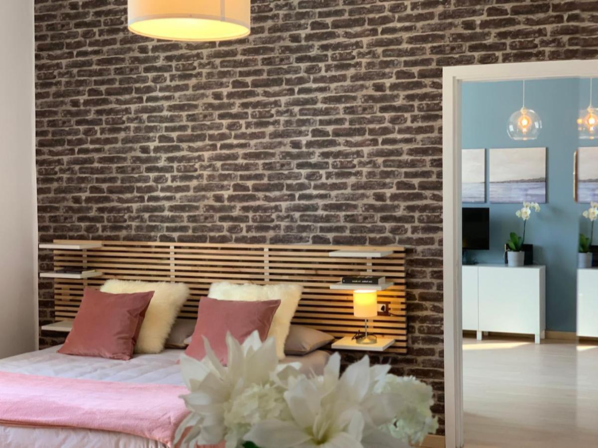 Camozzi Central Apartment Bergamo Eksteriør billede