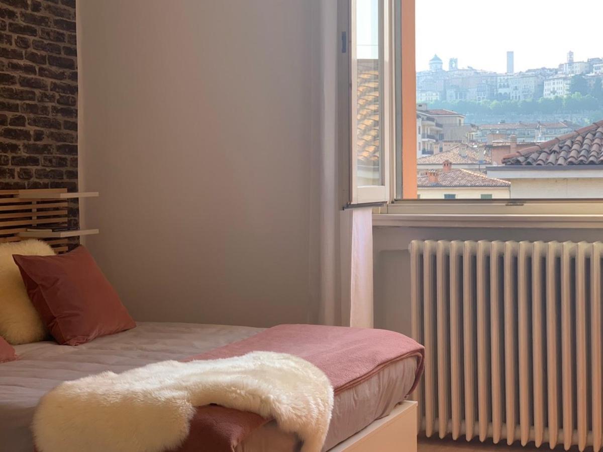 Camozzi Central Apartment Bergamo Eksteriør billede