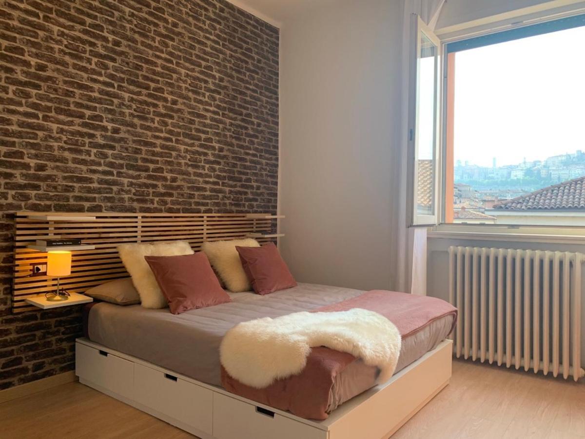 Camozzi Central Apartment Bergamo Eksteriør billede